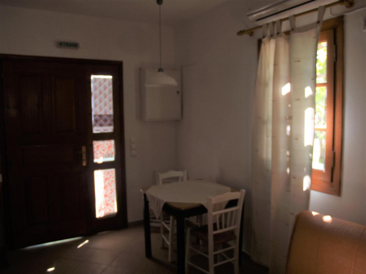 Pegasus Studios & Apartments Skyros Exterior photo